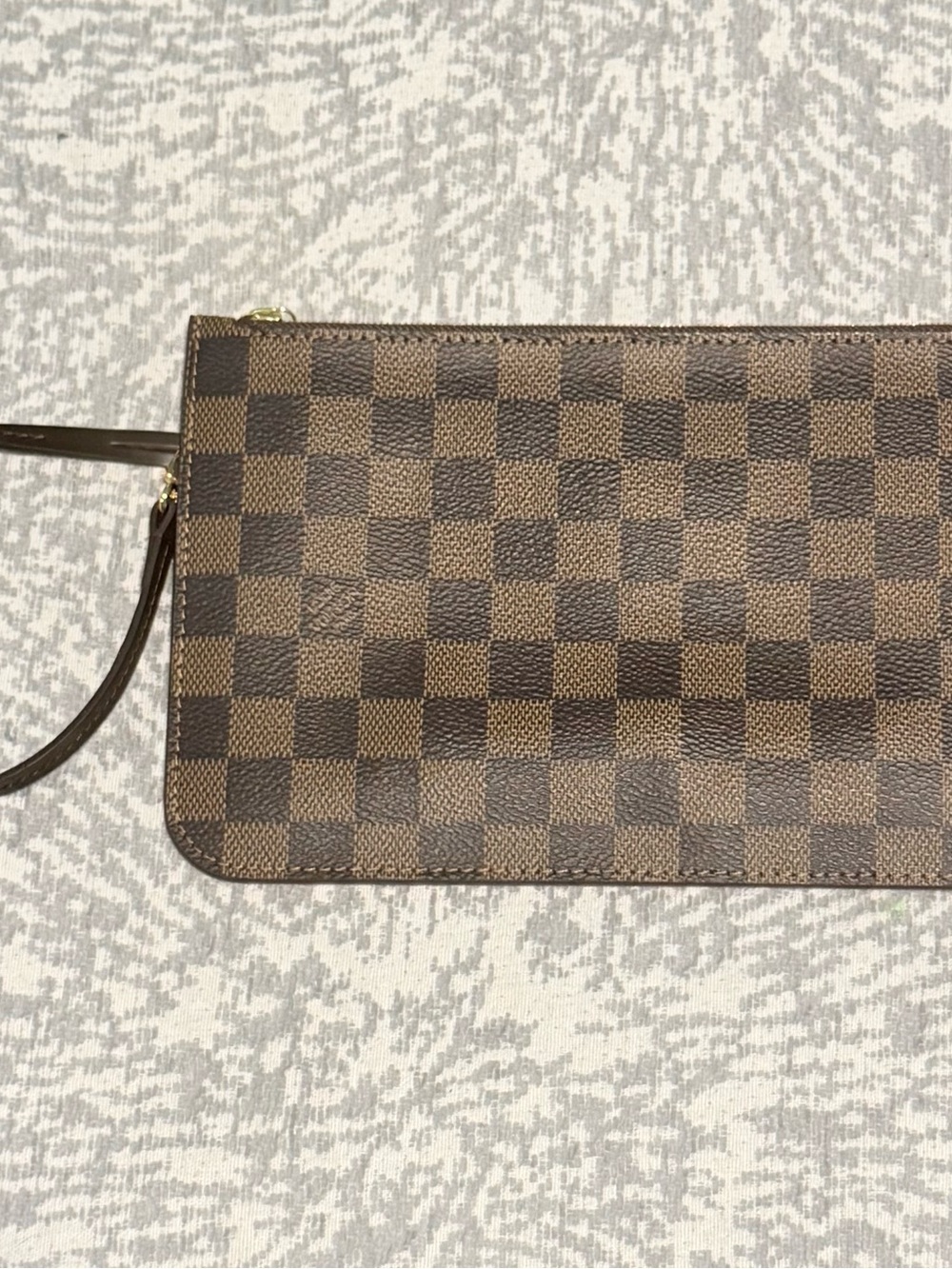 Louis Vuitton /// Damier Ebene Wristlet / Pochette - Picture 2 of 9